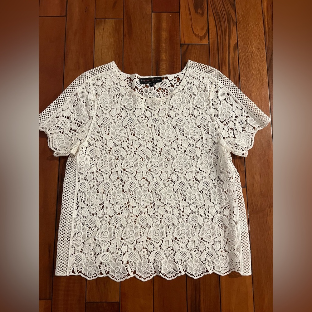 Generation Love Lacy Top⭐️ - Picture 4 of 10